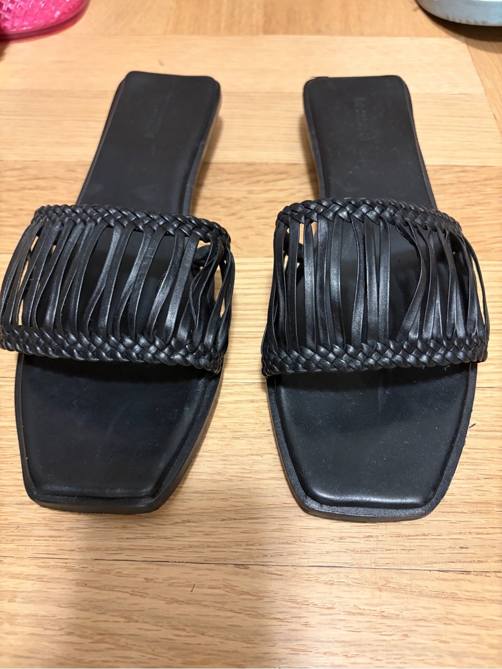 Women’s Braided Black Slide Sandals - Picture 15 of 15